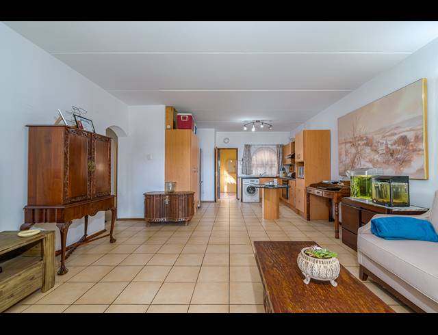 2 BEDROOM APARTMENT FOR SALE IN NOORDHANG